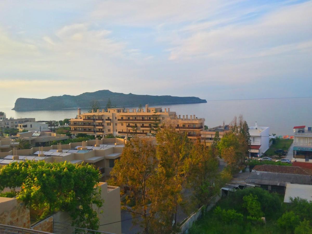 Rubini Homes Agia Marina  Exterior photo